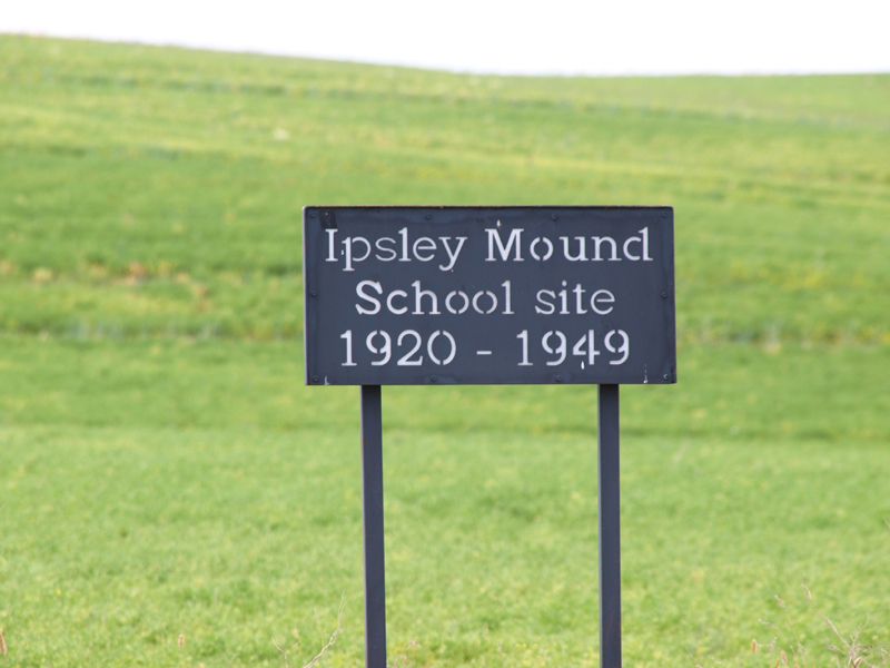 Ipsley Mound School District 4065, North East section 3 Township 2 Range 25 West of the 2nd Meridian, Big Beaver  North East    section 5 township 2 range 24 West of the 2 Meridian, 1920-1949, - Saskatchewan Gen Web